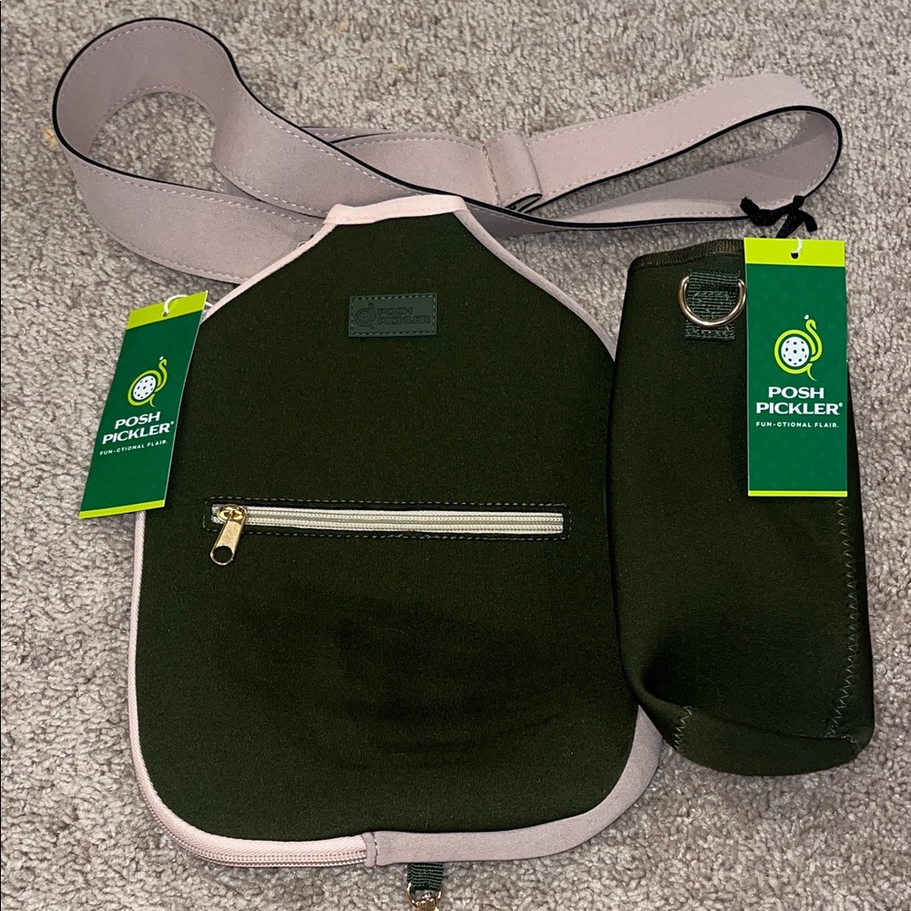 POSH PICKLER Crossbody paddle cover and drawstring pouch NWT